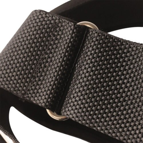 Durable neck training head harness with reinforced stitching for weightlifting.