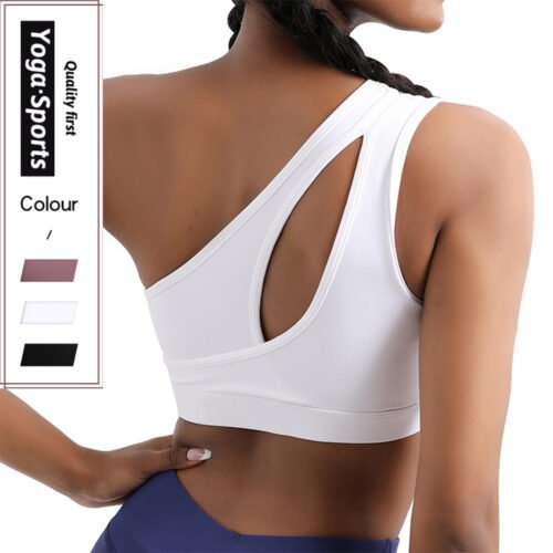 Single one-shoulder yoga bra for women, stylish and comfortable.